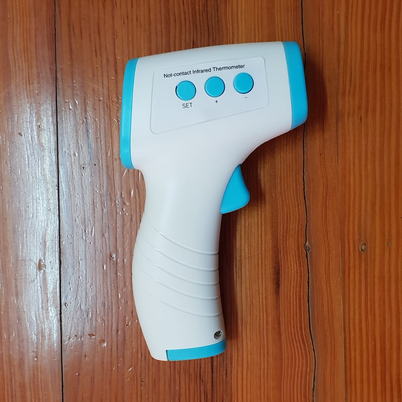 ເຄື່ອງວັດແທກອຸນຫະພູມ RoHS EW-01 non contact infrared thermometor