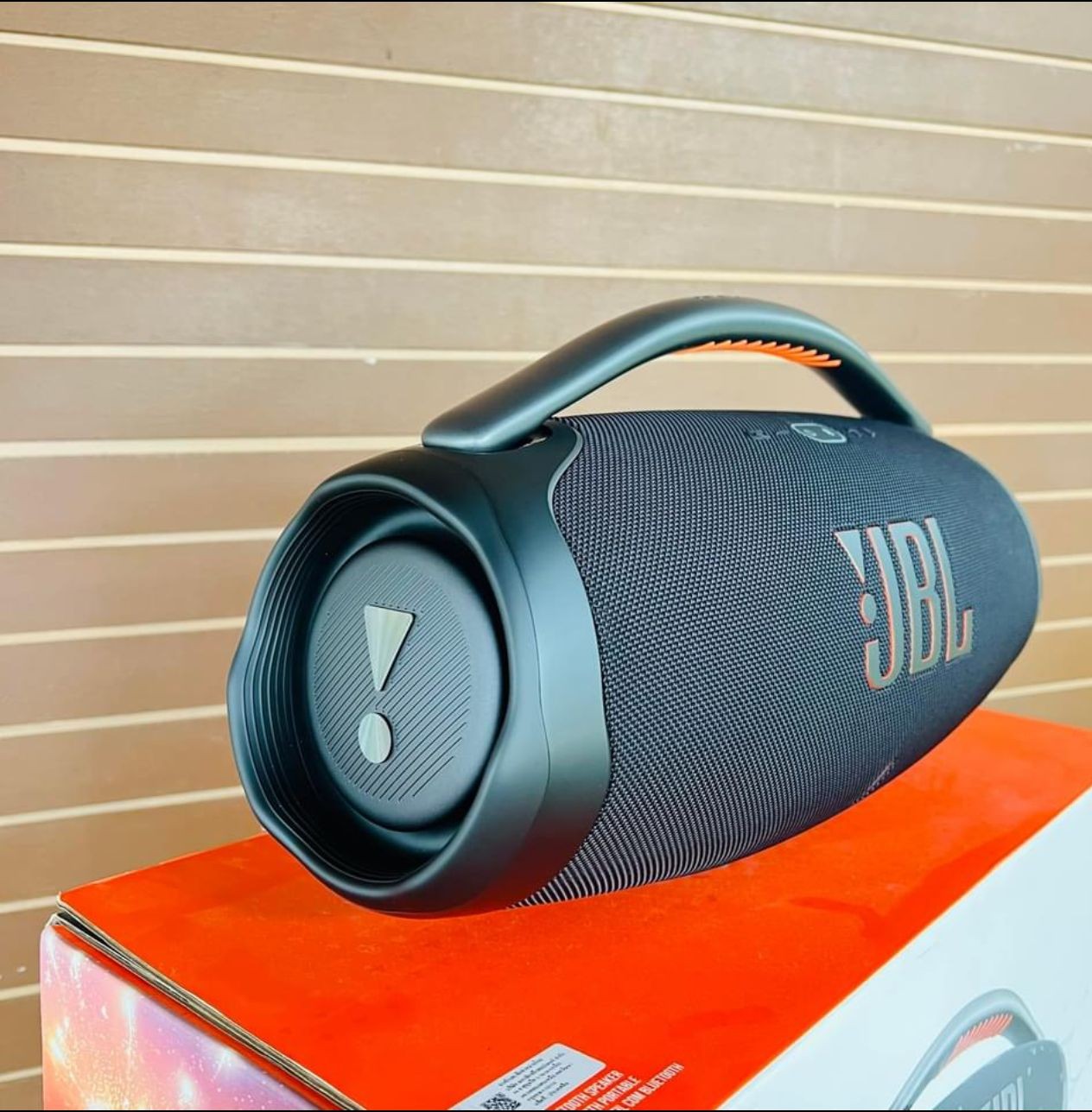 ລຳໂພງ JBL Boombox 3 Bluetooth speakers ສຽງດີ ເບຼດແໜ້ນ, ກັນນໍ້າ