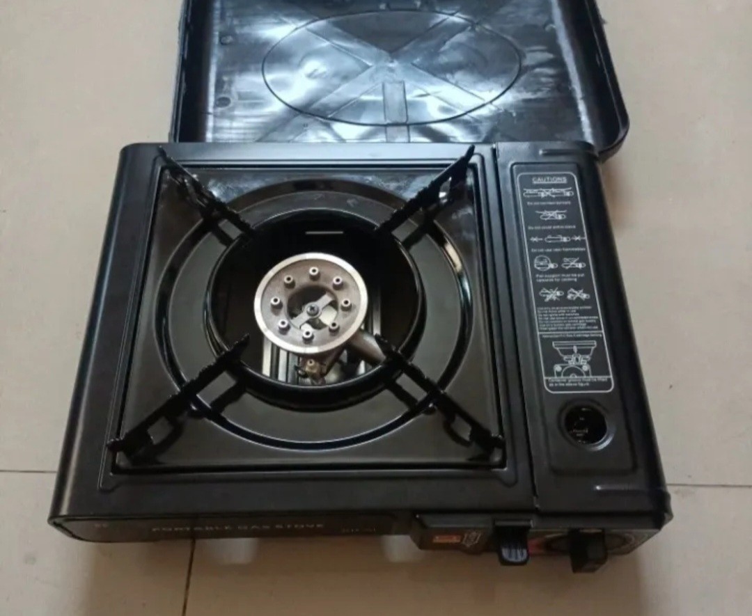 ເຕົາແກັສກະປ໋ອງ Portable Gas Stove ລຸ້ນ: MS-155A . ພົກພາງ່າຍສະດວກ, ປັບແກັສໄດ້ ຂະໜາດກະທັດຮັດ ເໝາະແກ່ການພົກພາໄປປິກນິກ ຫຼື ໃຊ້ໃນຮ້ານຊີ້ນດາດ.