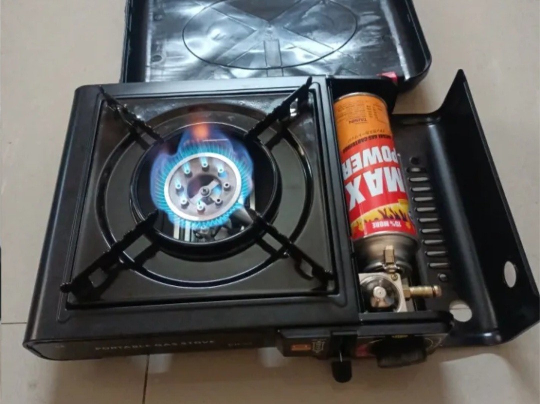 ເຕົາແກັສກະປ໋ອງ Portable Gas Stove ລຸ້ນ: MS-155A . ພົກພາງ່າຍສະດວກ, ປັບແກັສໄດ້ ຂະໜາດກະທັດຮັດ ເໝາະແກ່ການພົກພາໄປປິກນິກ ຫຼື ໃຊ້ໃນຮ້ານຊີ້ນດາດ.