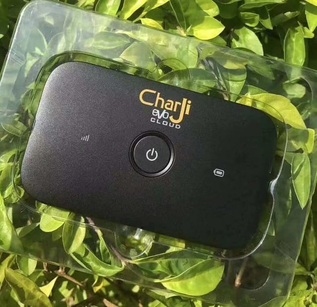 ວາຍຟາຍ CharJi EVO Cloud Ultra High Speed ຍີ່ຫໍ້: Huawei ລຸ້ນ: E5573Cs-323. ກະຈາຍແຮງສັນຍານວາຍຟາຍໄດ້ດີ ແລະ ແຮງ, ເຊື່ອມຕໍ່ຫຼາຍເຄື່ອງກໍບໍ່ມີບັນຫາ, ສັນຍານດີບໍ່ມີສະດຸດ.