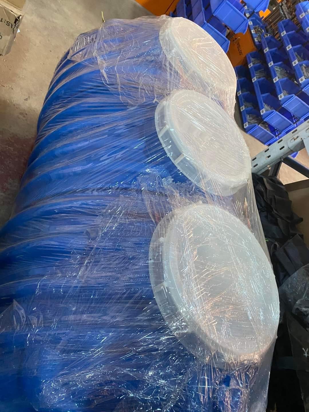 ຖັງວິດ ຍີ່ຫໍ້: Gumei ຂະໜາດບັນຈຸ 1 ໂຕນ (1000ລິດ) ແຂງແຮງທົນທານໃຊ້ໄດ້ຫຼາຍ10ປີ ເໝາະສຳລັບໃຊ້ກັບຫ້ອງນ້ຳເຄື່ອງທີ່, ເຮືອນທີ່ບໍ່ມີບ່ອນປ່ອຍນ້ຳເສຍ ຫຼື ບ້ານໃນຊຸມຊົນ ແລະ ໃຊ້ຊົ່ວຄາວ