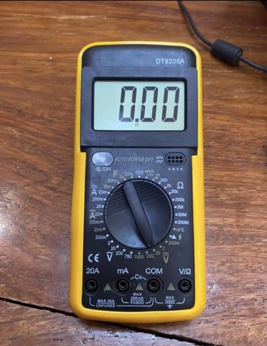 ມິດເຕີແທກໄຟ, Digital Multimiter, ລຸ້ນDT9205A ສະແດງຜົນເປັນແບບດີຈີຕໍ, ໃຊ້ແທກລະບົບໄຟຟ້າໃນອາຄານ, ໂຮງງານ, ກວດເຄື່ອງໃຊ້ເອເລັກໂຕຣນິກ, ເຄື່ອງແທ້ຮັບປະກັນ.