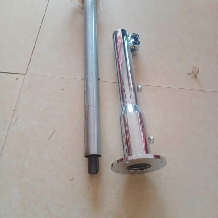 ເຮືອຈັກຫາງຍາວ Thalike, ລຸ້ນ 7.5HP, ຈັກແຮງ, ມີຄວາມທົນທານ, ໃຊ້ງານໄດ້ໃນແມ່ນ້ຳໃຫ່ຍ, ນ້ອຍ, ບືງ, ໜ້າເຂື່ອນ, ແລະ ອ່າງເກັບນ້ຳຕ່າງໆ.