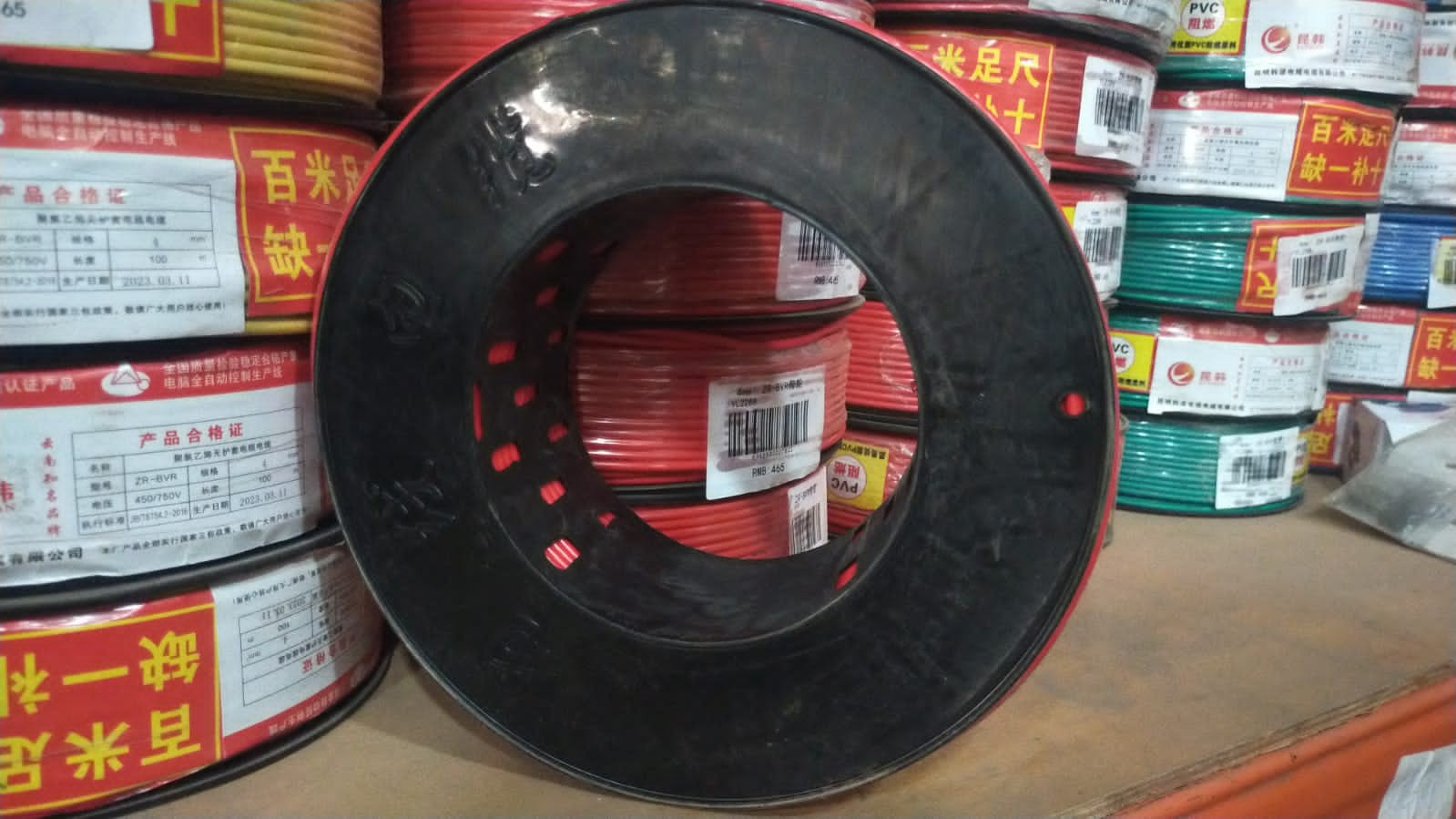 ສາຍໄຟ PVC , ລຸ້ນ ZR-BVR ລວດທອງແດງ, ແຂງແຮງ, ໜຽວທົນທານ.