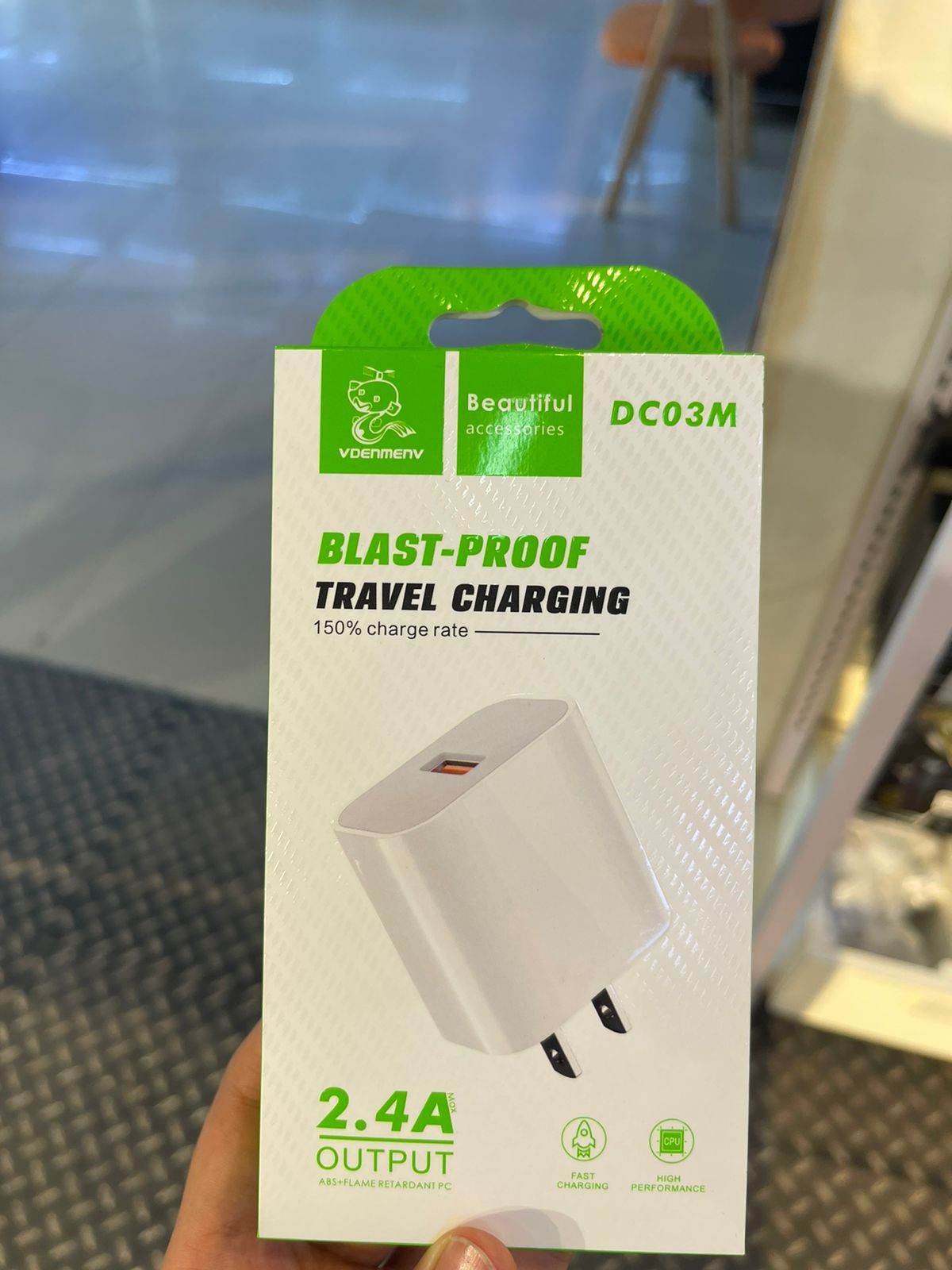 ຫົວສາກUSB 2.4 A ຍີ່ຫໍ້: VDENMENV ລຸ້ນ: DC03M , ສາກເຂົ້າໄວ, ປອດໄພຕໍ່ການລັດວົງຈອນຂອງໄຟຟ້າ, ໃຊ້ດີໃຊ້ທົນ ໃຊ້ໄດ້ກັບສາຍສາກUSBທຸກລຸ້ນ