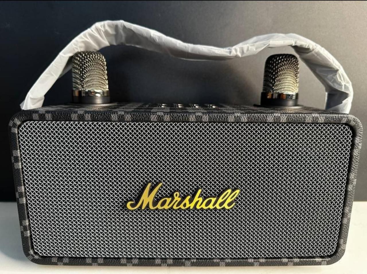 ລໍາໂພງບູລທູດ Marshall M28 ສຽງທຸ້ມ, ກະທັດຮັດ, ພົກພາສະດວກ.