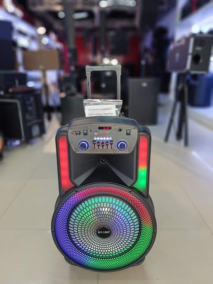 ລຳໂພງບູລທູດພ້ອມວິທະຍຸ  PORTABLE WIRELESS SPEAKER ສາມາດເປີດແລະປິດໄຟແສງສີໄດ້ ອອກແບບທັນສະໄໝປະສົມວິທະຍຸ, ສຽງແຮງແລະແບັດທີ່ທົນທານ