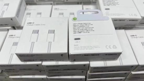 ສາຍ USB-C ຂອງແທ້ສໍາລັບ iPhone 15 Pro Max PD 60W ແລະຍັງສາມາດສາກໄວສໍາລັບ Huawei Xiaomi Samsung Type C ອຸປະກອນເສີມຕ່າງໆ