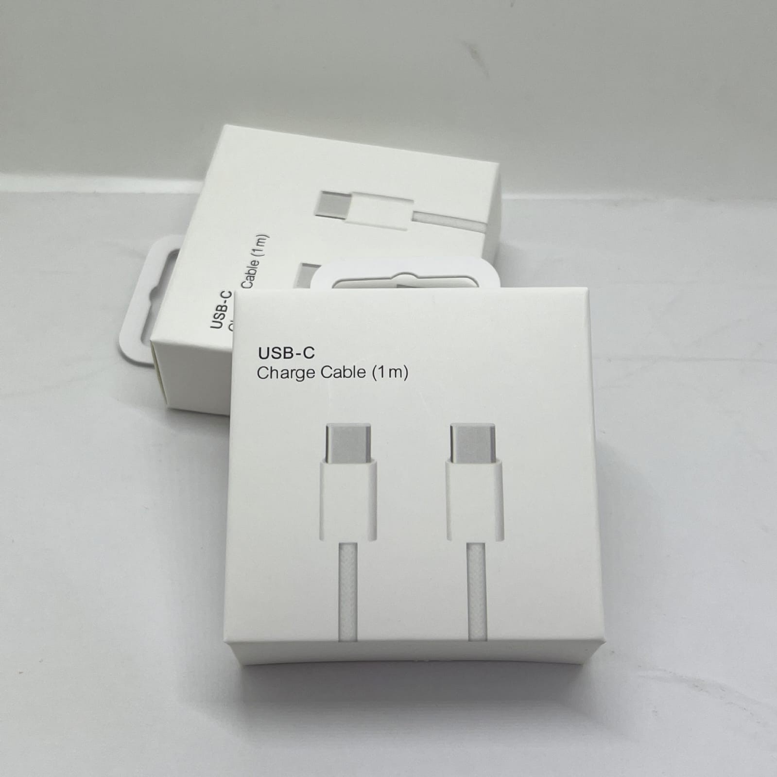 ສາຍ USB-C ຂອງແທ້ສໍາລັບ iPhone 15 Pro Max PD 60W ແລະຍັງສາມາດສາກໄວສໍາລັບ Huawei Xiaomi Samsung Type C ອຸປະກອນເສີມຕ່າງໆ