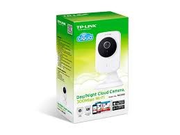 ກ້ອງວົງຈອນປິດ TP-Link ລຸ້ນ NC220 ຄວາມລະອຽດຂອງພາບ 0.3 ແມກກະພິກເຊວ (640 x 480) ແລະ ບັນທຶກພາບໄດ້ທັງກັນກາງເວັນ ແລະ ກາງຄືນ.