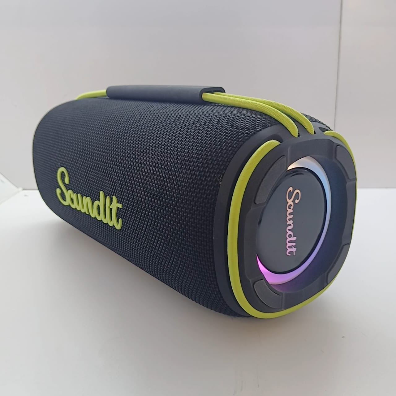 ລຳໂພງ Soundit ລຸ້ນ  S10 Plus  ລຳໂພງທີ່ຖືກອອກແບບມາເພື່ອຄົນຮັກດົນຕີ ດ້ວຍພະລັງຂັບ 60W ເບສໜັກແນ່ນ ຊັດເຈນ ເຊື່ອມຕໍ່ງ່າຍ Bluetooth 5.3 ພ້ອມໄຟ RGB 